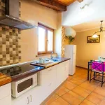Apartment La Casa De Adriana Baro (Cantabria)