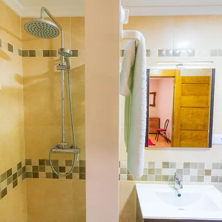 Apartment La Casa De Adriana Baro (Cantabria)